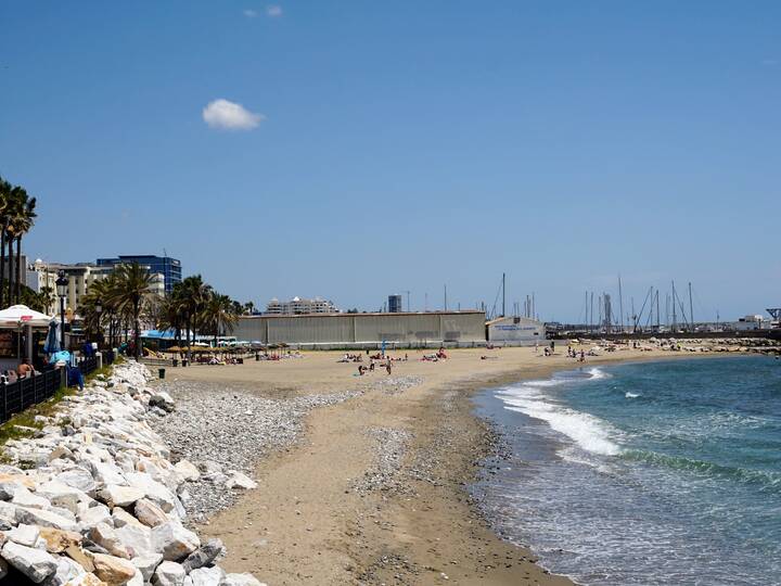 Strand La Bajadilla Marbella