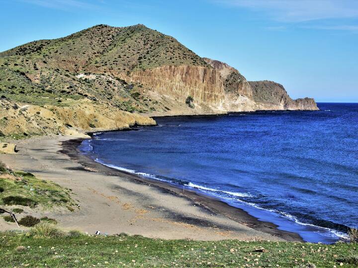 Strand Peñon Blanco / Isleta del Moro in Nijar Strand Peñon Blanco / Isleta del Moro