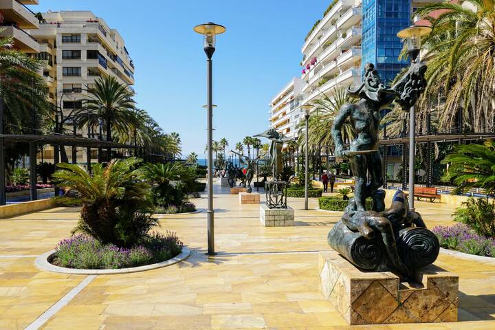 Avenida del Mar Marbella