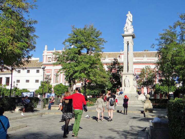 Plaza del Triunfo in Sevilla Plaza del Triunfo Sevilla