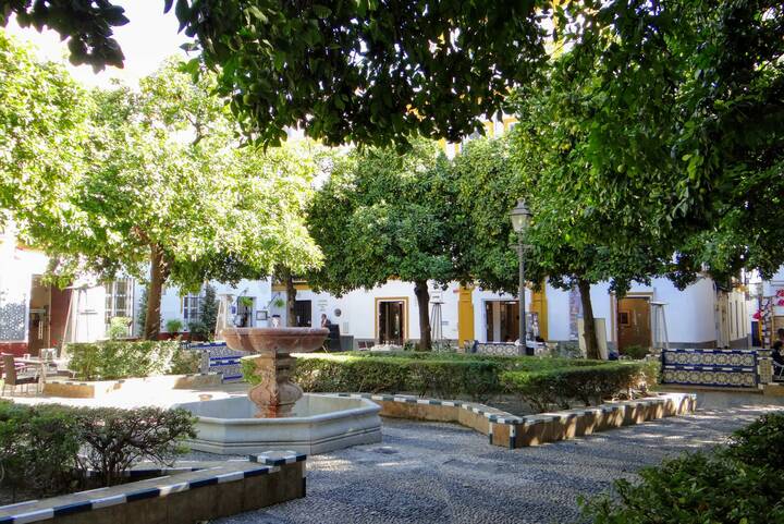 Der Plaza Doña Elvira im Altstadtviertel von Sevilla Altstadt Sevilla