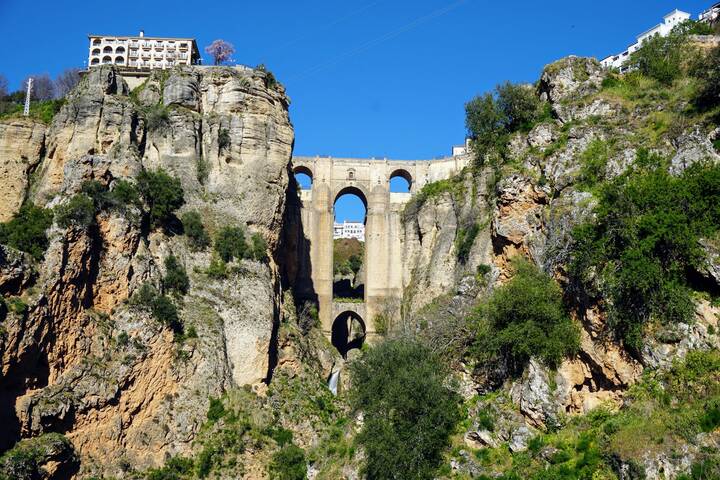 Die Puente Nuevo fotografiert aus dem Tal der Tajo-Schlucht Puente Nuevo Schlucht