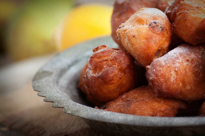 Traditionelle Buñuelos de viento Buñuelos de viento