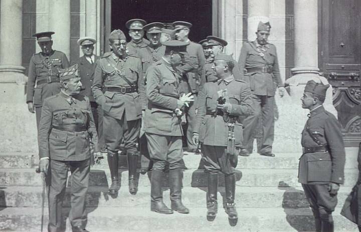 Franco während des Spanischen Bürgerkriegs Franco Spanien Diktator