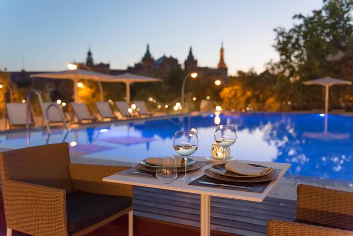 Melia Sevilla Rooftop Bar