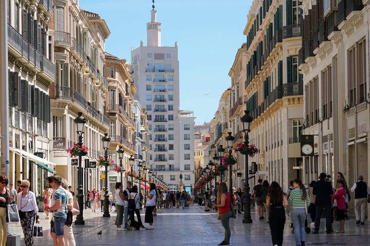 Málaga Calle Larios Shopping