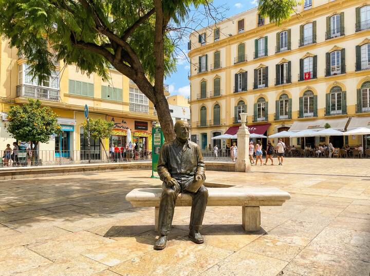 Málaga Picasso Statue