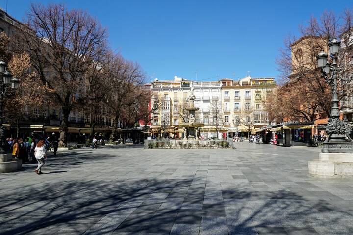 Plaza Bib-Rambla Granada