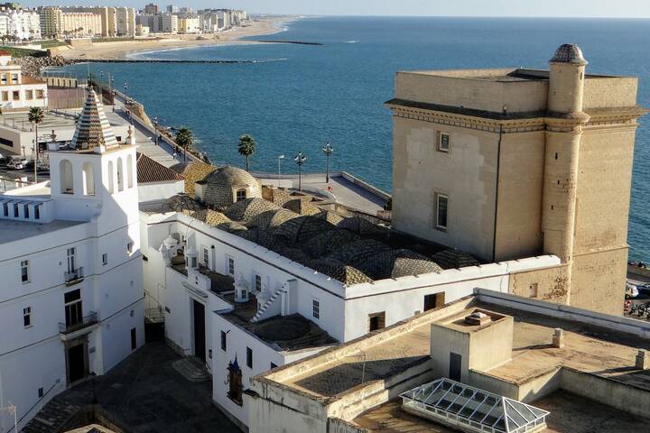 Kirche Santa Cruz Cádiz